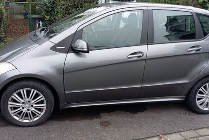 Mercedes-Benz A 180 214.621 km 1.800 &euro; Kempen 47906