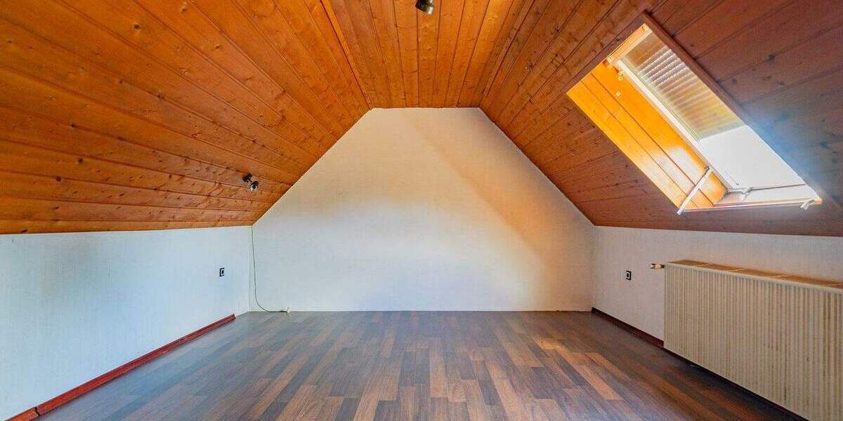 Einfamilienhaus Krefeld Inrath/Kliedbruch - 7 Zimmer, 166 m&sup2;, 549.000&euro; | Angebot:25800732