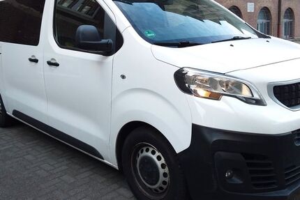 Peugeot Traveller 290.050 km 8.990 &euro; Mülheim an der Ruhr 45473