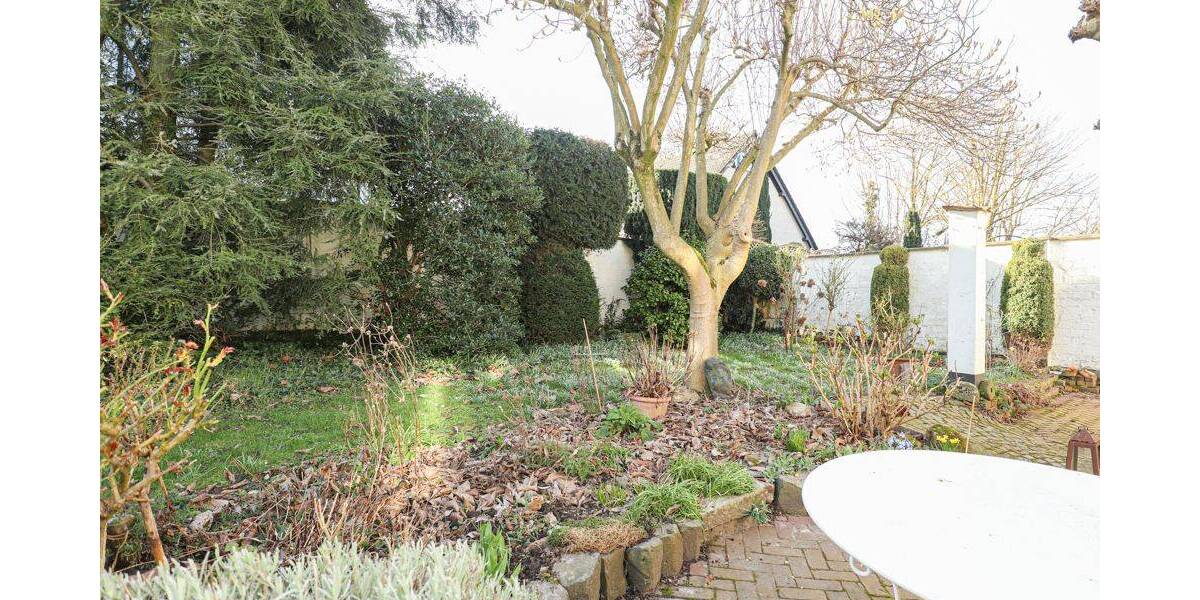 Einfamilienhaus Neuss / Grefrath Grefrath - 7 Zimmer, 265 m&sup2;, 520.000&euro; | Angebot:26157268