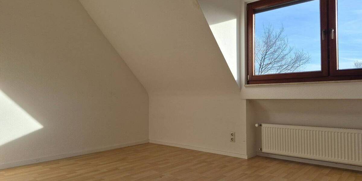 Einfamilienhaus Korschenbroich - 8 Zimmer, 243 m&sup2;, 2.865&euro; | Angebot:25927074