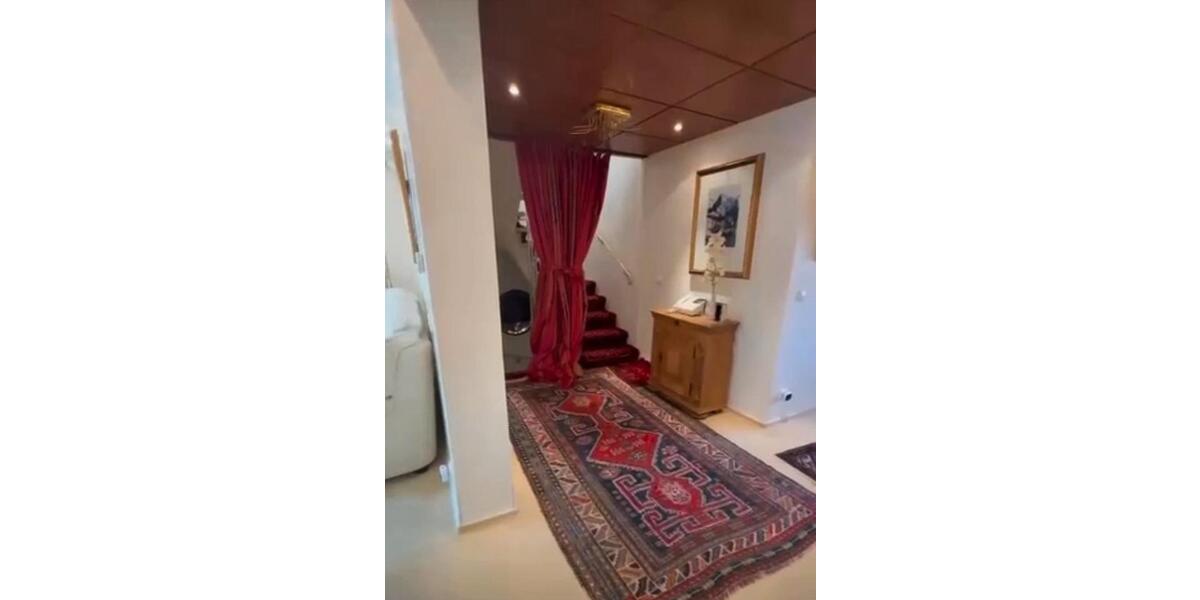 Doppelhaushälfte Mönchengladbach Süd - 3 Zimmer, 155 m&sup2;, 3.000&euro; | Angebot:25918711