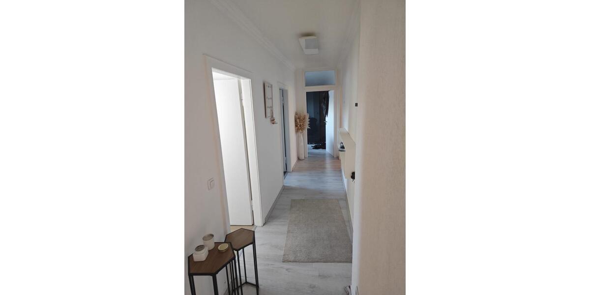 Dachgeschoßwohnung Mülheim an der Ruhr Broich - 3 Zimmer, 65 m&sup2;, 475&euro; | Angebot:25398259