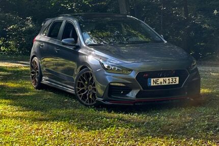 Hyundai i30 66.300 km 22.999 &euro; Neuss 41462