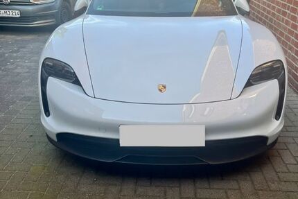 Porsche Taycan 45.600 km 63.000 &euro; Kempen 47906