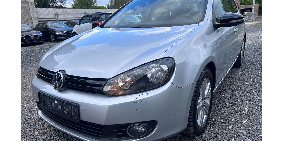 VW Golf 95.560 km 9.999 &euro; Kaarst 41564