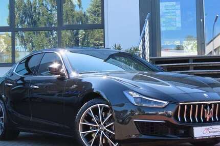 Maserati Ghibli 28.638 km 46.900 &euro; Neuss 41469