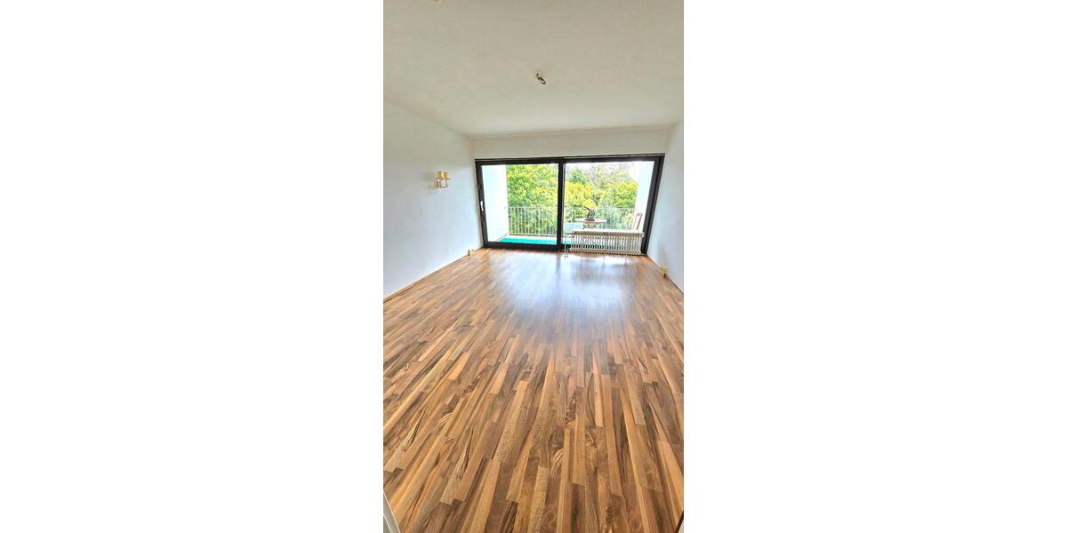 Reihenhaus Krefeld Benrad - 4 Zimmer, 125 m&sup2;, 1.500&euro; | Angebot:26623925