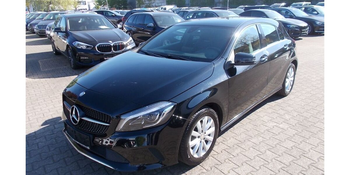 Mercedes-Benz A 180 143.363 km 12.400 &euro; Willich 47877