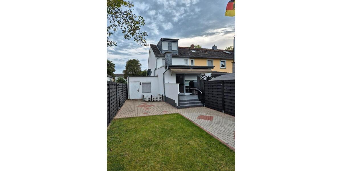 Reihenhaus Kamp-Lintfort Lintfort - 9 Zimmer, 145 m&sup2;, 375.500&euro; | Angebot:24442922