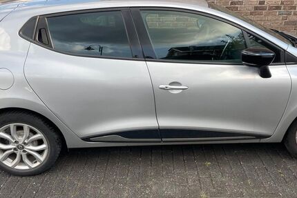 Renault Clio 48.475 km 10.500 &euro; Duisburg 47228