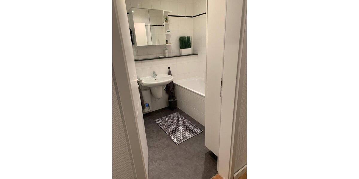 Etagenwohnung Düsseldorf Düsseltal - 3 Zimmer, 112 m&sup2;, 679.000&euro; | Angebot:26932672