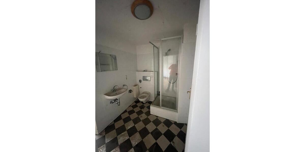 Erdgeschoßwohnung Düsseldorf Stadtbezirk 3 - 3 Zimmer, 33 m&sup2;, 666&euro; | Angebot:25308664