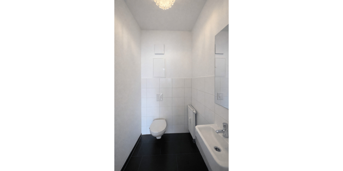Etagenwohnung Neuss Furth-Mitte - 3 Zimmer, 101 m&sup2;, 1.340&euro; | Angebot:26488674