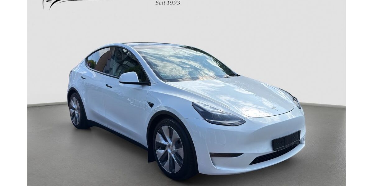 Tesla Model Y 80.000 km 29.800 &euro; Mülheim a.d. Ruhr 45476