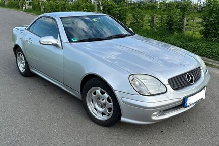 Mercedes-Benz SLK 200 182.000 km 3.249 &euro; Korschenbroich 41352