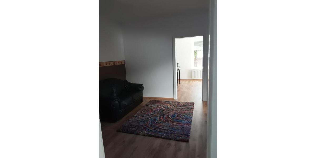 Reihenhaus Duisburg Essenberg - 9 Zimmer, 207 m&sup2;, 250.000&euro; | Angebot:24774566