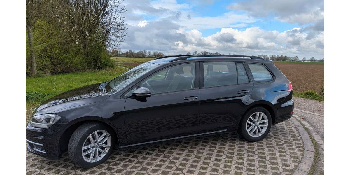 VW Golf 137.000 km 12.100 &euro; Jüchen 41363