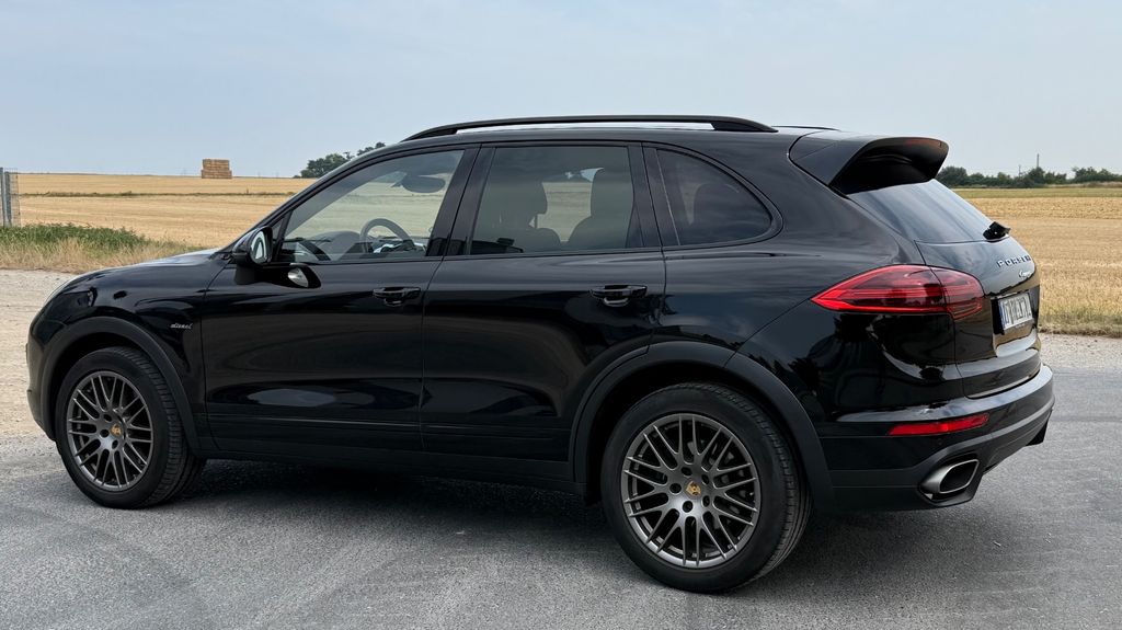 Porsche Cayenne 239.820 km 27.900 &euro; Rommerskirchen 41569