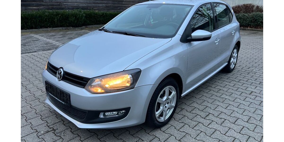 VW Polo 91.000 km 5.990 &euro; Mönchengladbach 41063