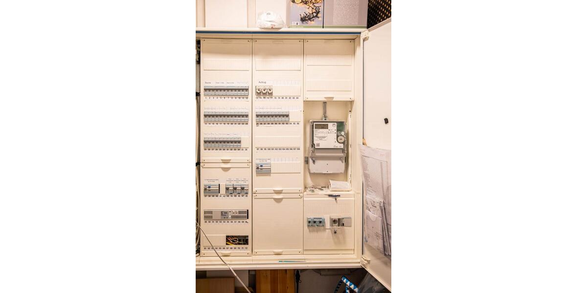 Einfamilienhaus Hilden - 8 Zimmer, 240 m&sup2;, 970.000&euro; | Angebot:25871721