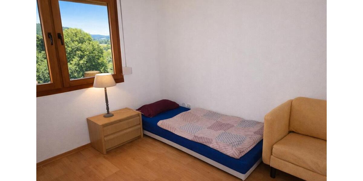 Dachgeschoßwohnung Mönchengladbach Süd - 2 Zimmer, 60 m&sup2;, 580&euro; | Angebot:26656189