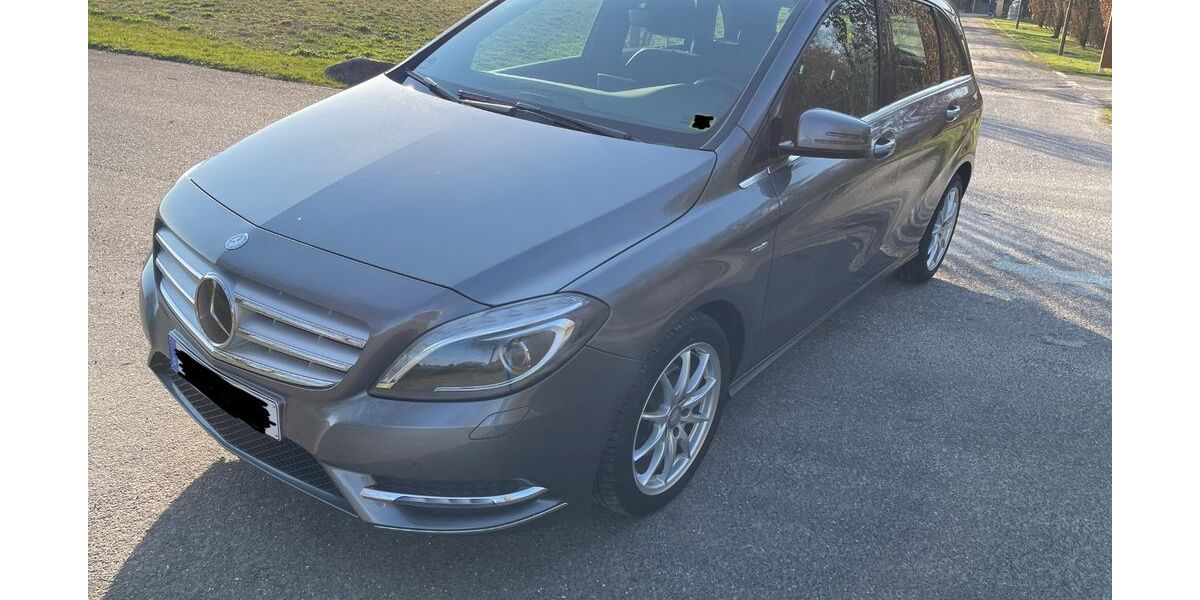 Mercedes-Benz B 200 63.500 km 12.499 &euro; Erkelenz 41812