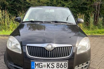 Skoda Fabia 208.486 km 1.190 &euro; Mönchengladbach 41063