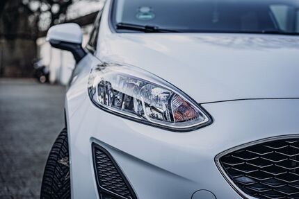 Ford Fiesta 67.000 km 8.200 &euro; Düsseldorf 40472