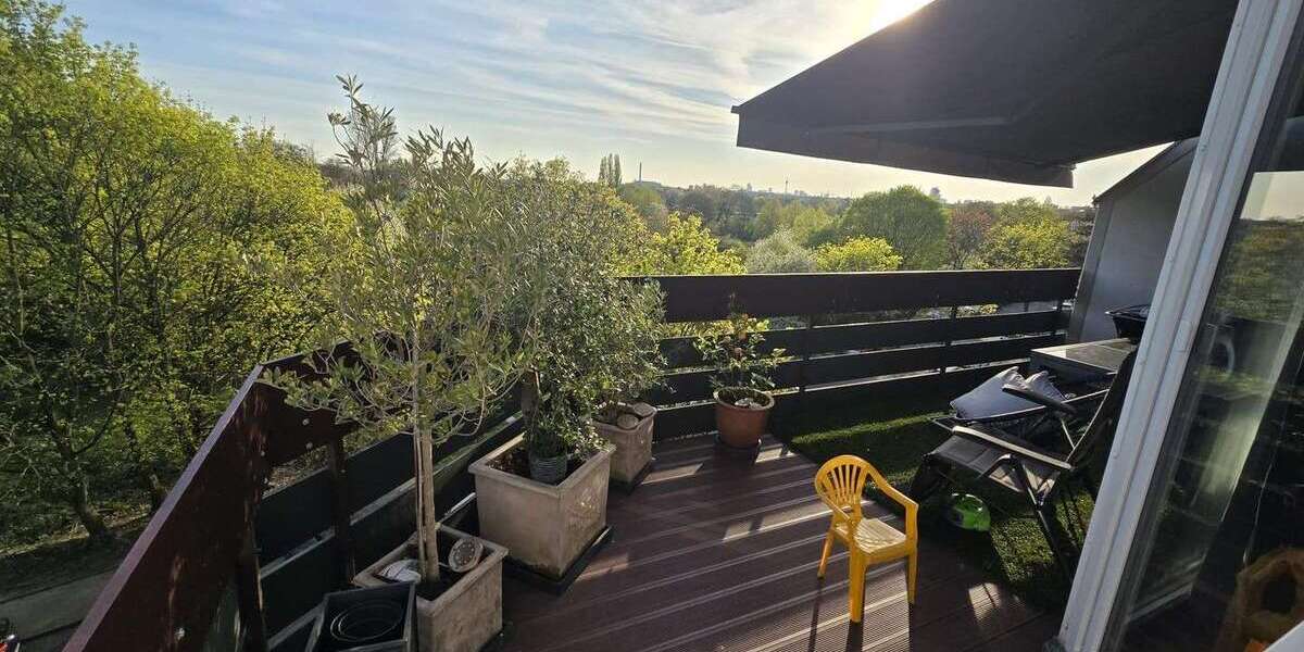 Etagenwohnung Düsseldorf Stadtbezirk 7 - 3 Zimmer, 93 m&sup2;, 1.600&euro; | Angebot:27080673
