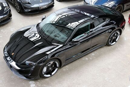 Porsche Taycan 87.794 km 54.990 &euro; Düsseldorf 40237