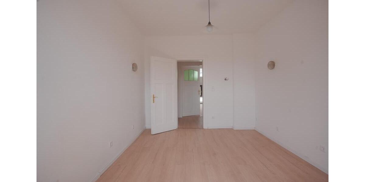 Dachgeschoßwohnung Mülheim an der Ruhr - 3 Zimmer, 92 m&sup2;, 910&euro; | Angebot:26688507