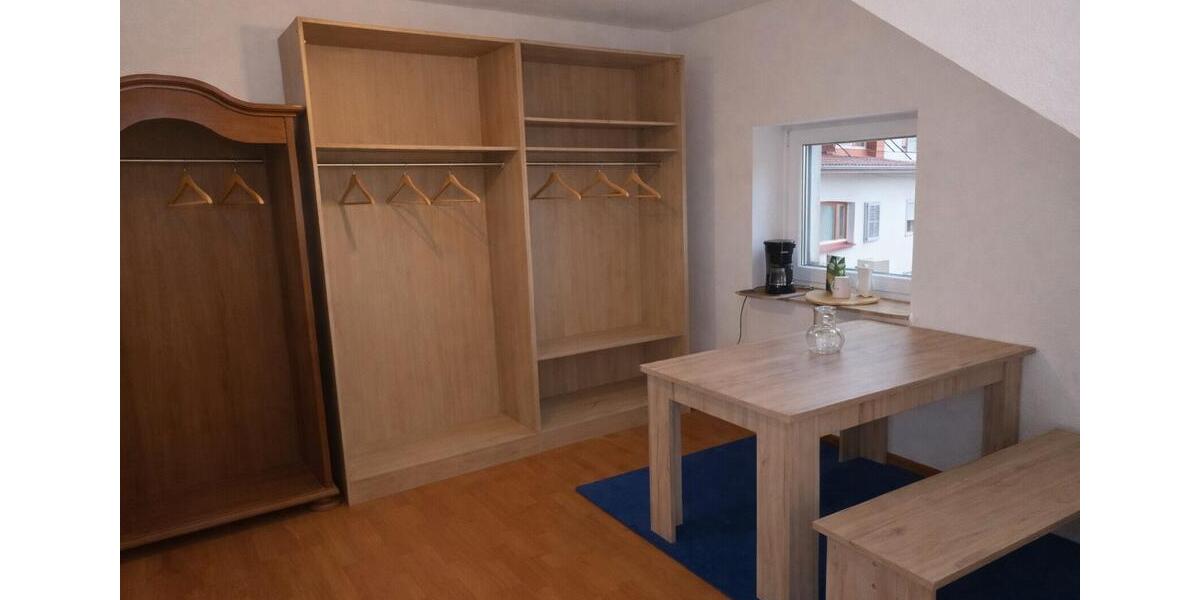 Dachgeschoßwohnung Mönchengladbach Süd - 2 Zimmer, 60 m&sup2;, 580&euro; | Angebot:26656189