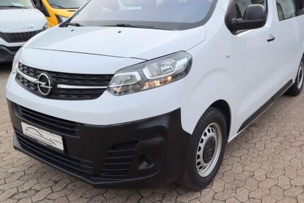 Opel Vivaro 72.000 km 31.950 &euro; Krefeld 47799