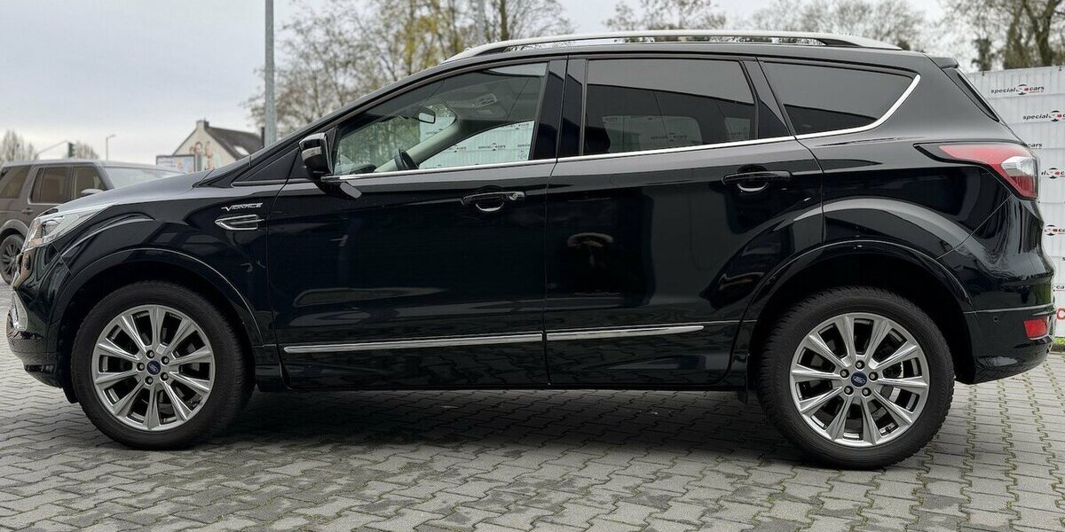 Ford Kuga Vignale / Panorama / Kamera / Keyless GO 34.000 km 21.890 &euro; Mönchengladbach 41066