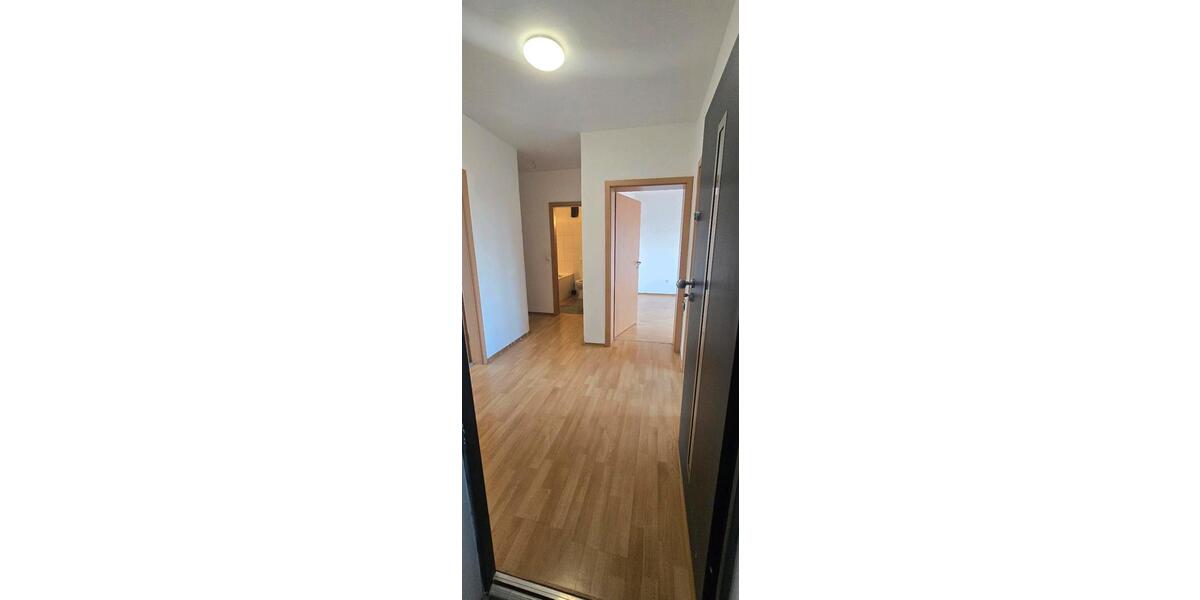 Etagenwohnung Duisburg Mittelmeiderich - 3 Zimmer, 75 m&sup2;, 890&euro; | Angebot:25921636