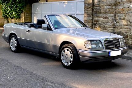 Mercedes-Benz 220 266.500 km 19.500 &euro; Düsseldorf 40629