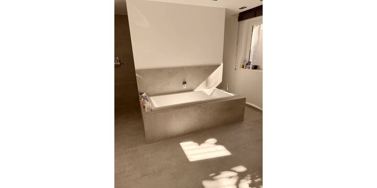 Doppelhaushälfte Meerbusch Büderich - 6 Zimmer, 242 m&sup2;, 8.500&euro; | Angebot:25997535