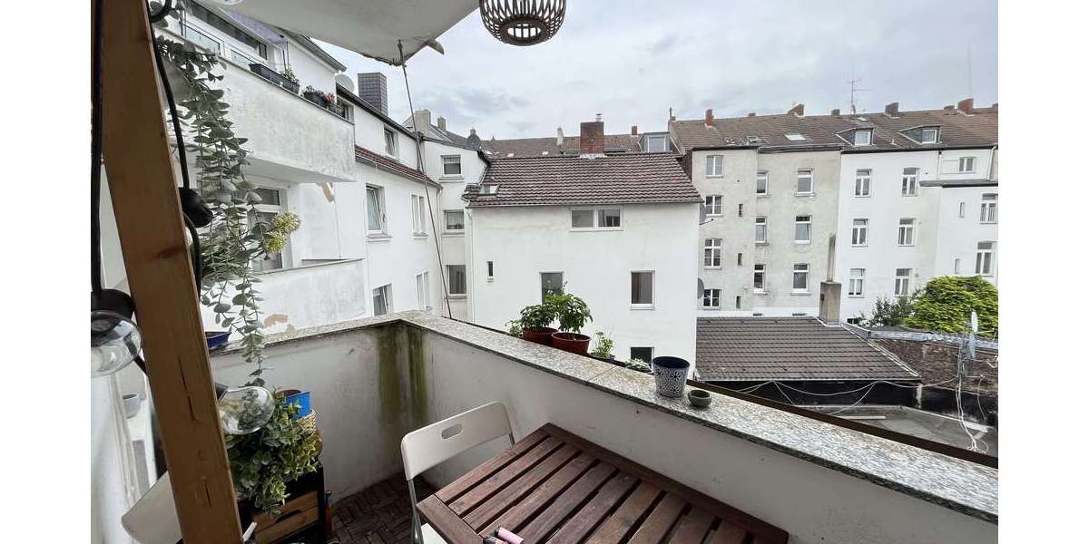 Etagenwohnung Düsseldorf Unterbilk - 3 Zimmer, 75 m&sup2;, 279.000&euro; | Angebot:25833772