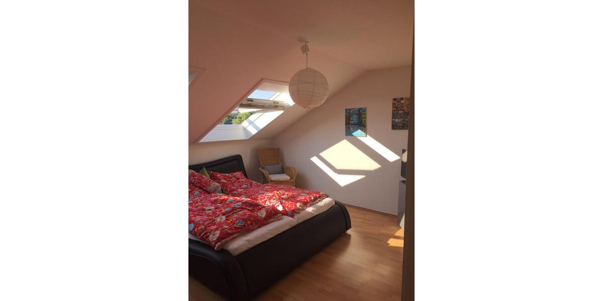 Dachgeschoßwohnung Wegberg - 3 Zimmer, 80 m&sup2;, 580&euro; | Angebot:25990055