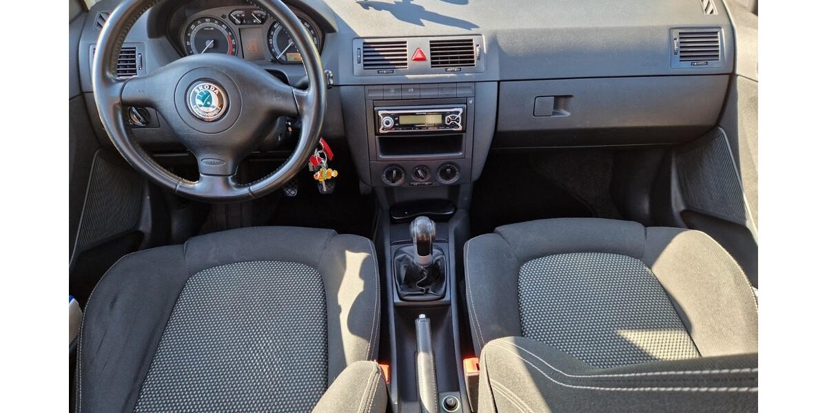 Skoda Fabia 389.000 km 1.480 &euro; Dormagen 41539