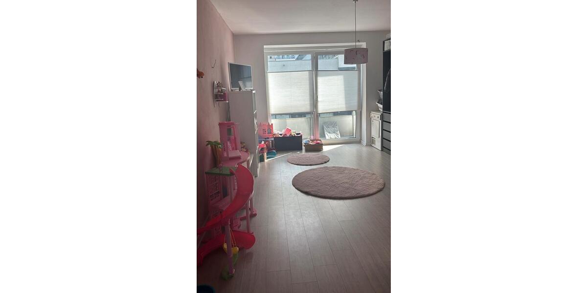 Etagenwohnung Krefeld - 2 Zimmer, 54 m&sup2;, 650&euro; | Angebot:25852063