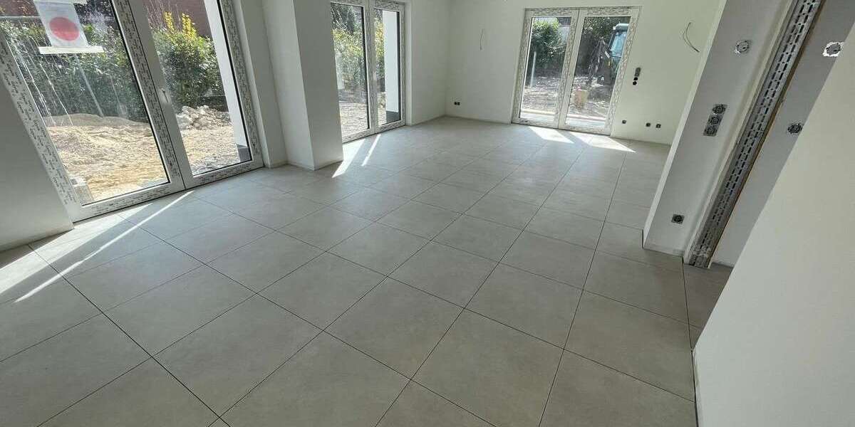 Etagenwohnung Mettmann - 4 Zimmer, 190 m&sup2;, 2.650&euro; | Angebot:25848707