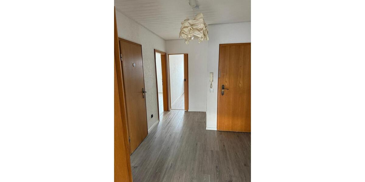 Etagenwohnung Viersen - 3 Zimmer, 84 m&sup2;, 900&euro; | Angebot:26020349
