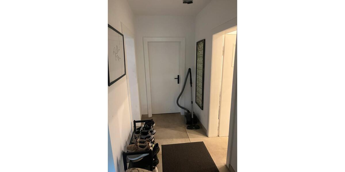 Etagenwohnung Duisburg Duisburg-Mitte - 1 Zimmer, 20 m&sup2;, 550&euro; | Angebot:27553892