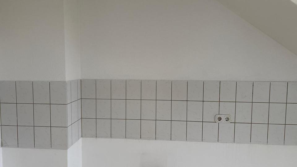 Dachgeschoßwohnung Mönchengladbach Süd - 2 Zimmer, 62 m&sup2;, 610&euro; | Angebot:25433285