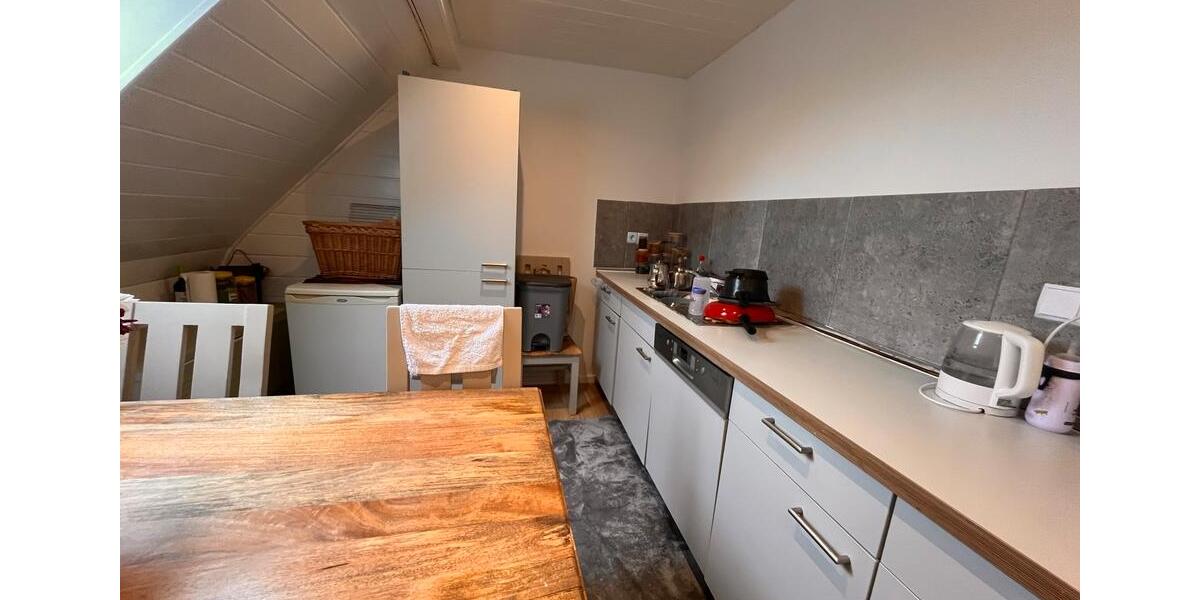 Dachgeschoßwohnung Viersen Hülsdonk - 3 Zimmer, 70 m&sup2;, 5.000&euro; | Angebot:25956769