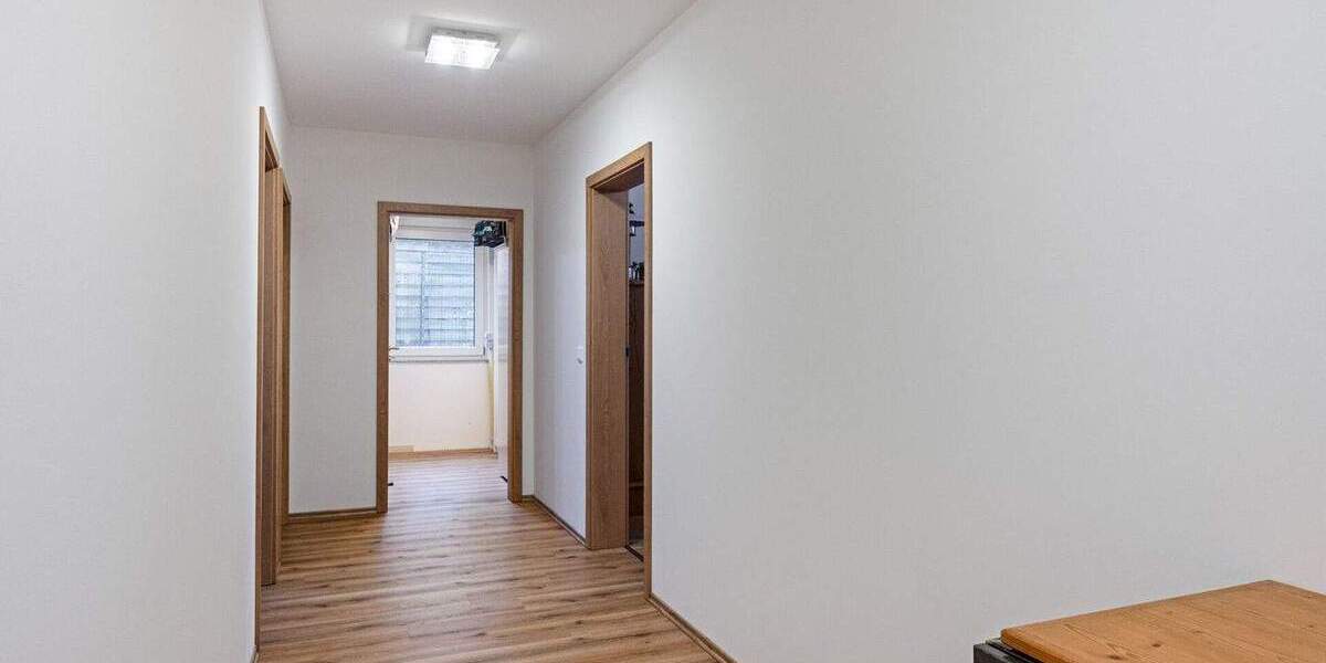 Mehrfamilienhaus, Wohnhaus Erkelenz Holzweiler - 7 Zimmer, 201 m&sup2;, 695.000&euro; | Angebot:25746555