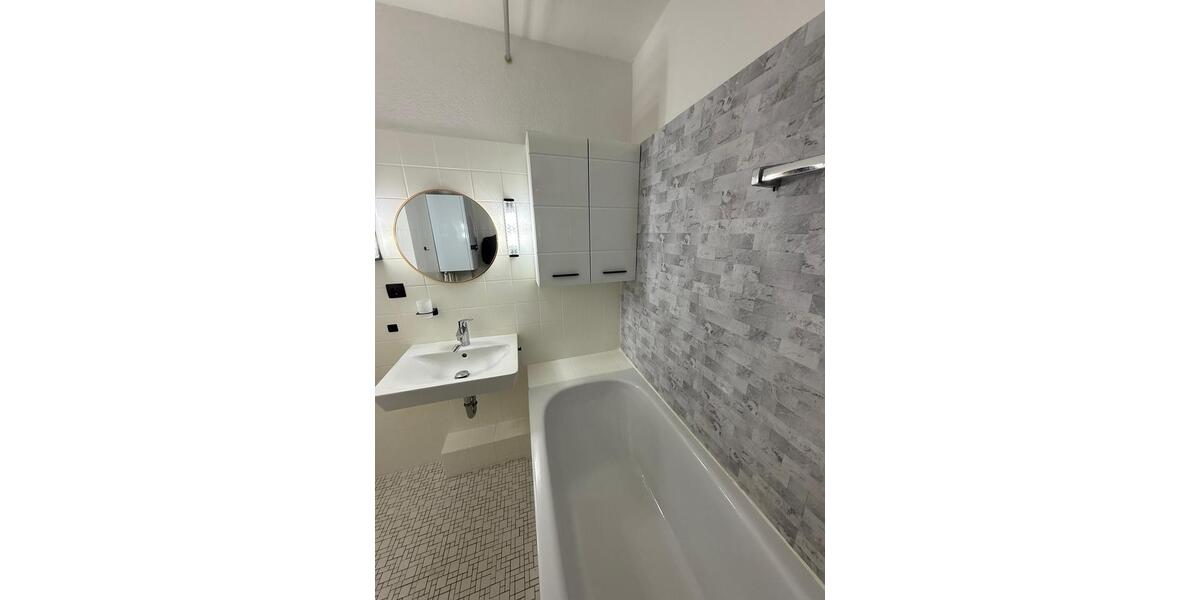 Etagenwohnung Viersen - 3 Zimmer, 84 m&sup2;, 900&euro; | Angebot:26020349