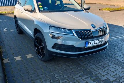 Skoda Karoq 89.600 km 21.900 &euro; Nettetal 41334